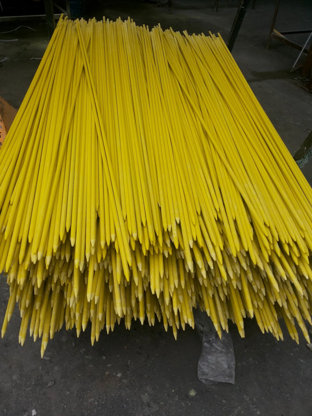 4 5 6 7 FT UV Durable 20+ Years Fiberglass Plant Stake